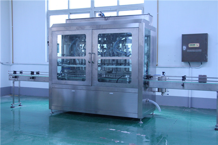 stroj za polnjenje olja